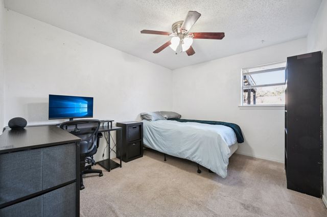 1021 Pleasant Valley Road, Garland, TX 75040