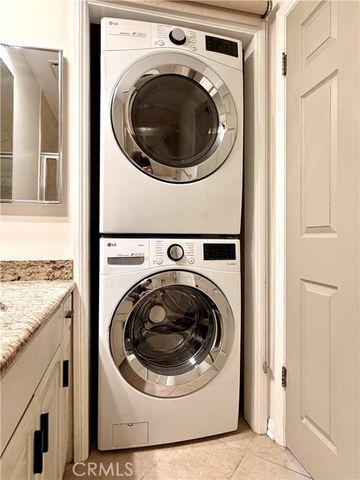 227 S Madison PH3, Pasadena, CA 91101