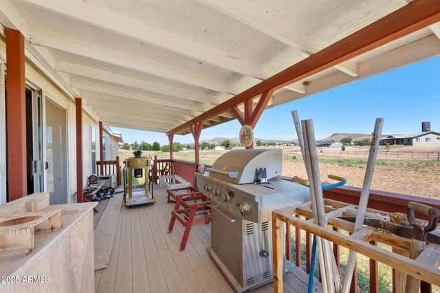 2920 W OTMO Drive, Chino Valley, AZ 86323