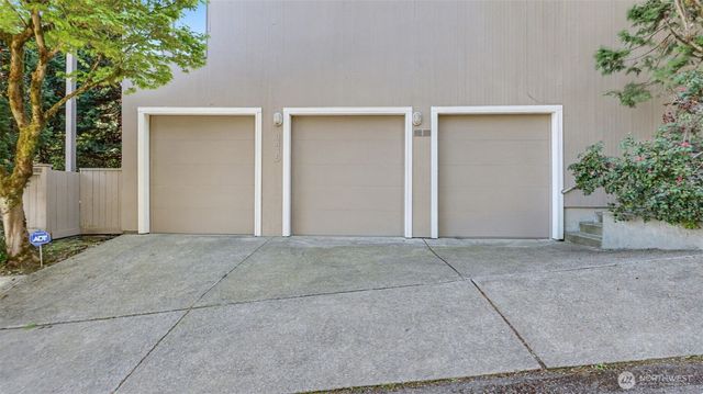 3415 S Lane Street, Seattle, WA 98144
