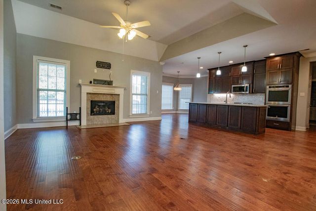 866 Craft Road, Hernando, MS 38632
