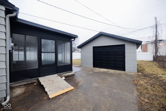 216 Seminole Drive, Anderson, IN 46012