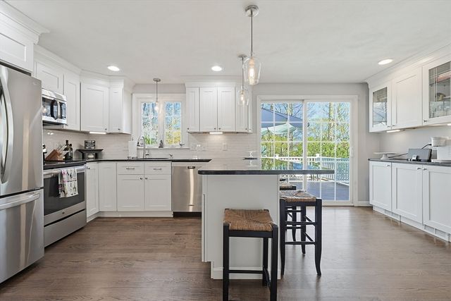 16 Teaberry Lane, North Attleboro, MA 02760