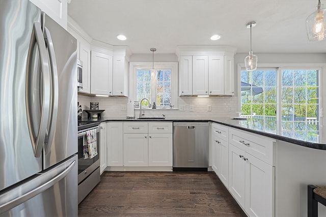 16 Teaberry Lane, North Attleboro, MA 02760