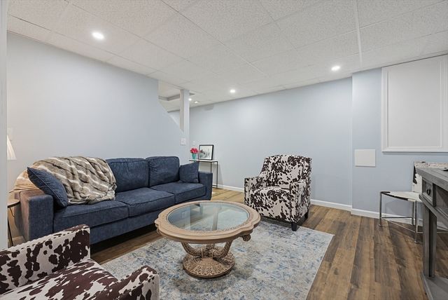 16 Teaberry Lane, North Attleboro, MA 02760