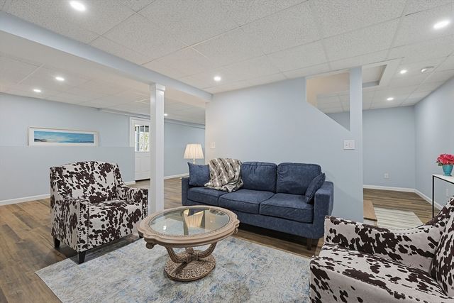 16 Teaberry Lane, North Attleboro, MA 02760