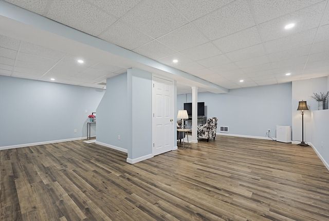 16 Teaberry Lane, North Attleboro, MA 02760