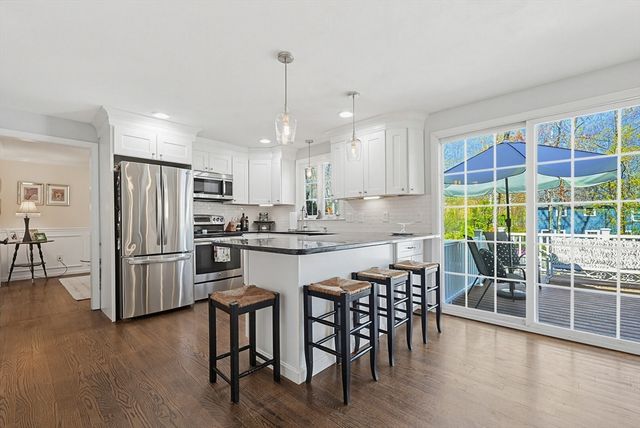 16 Teaberry Lane, North Attleboro, MA 02760