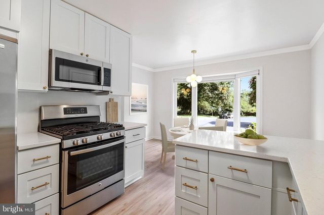 7621 VIRGINIA AVENUE, Falls Church, VA 22043