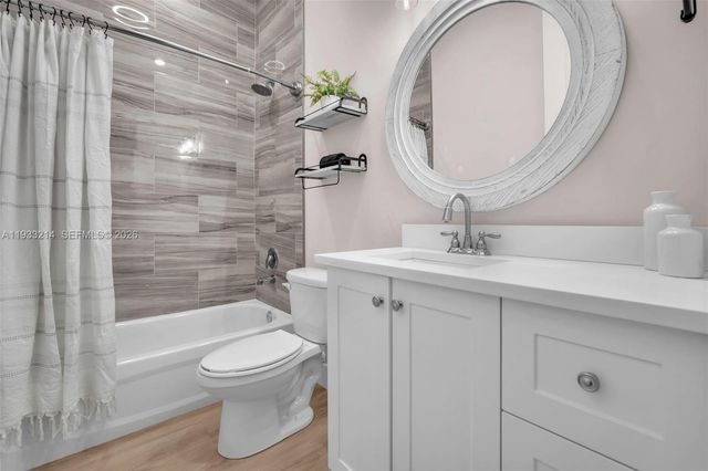 17844 N 38th Rd N, Loxahatchee, FL 33470