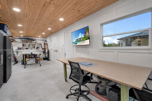 17844 N 38th Rd N, Loxahatchee, FL 33470