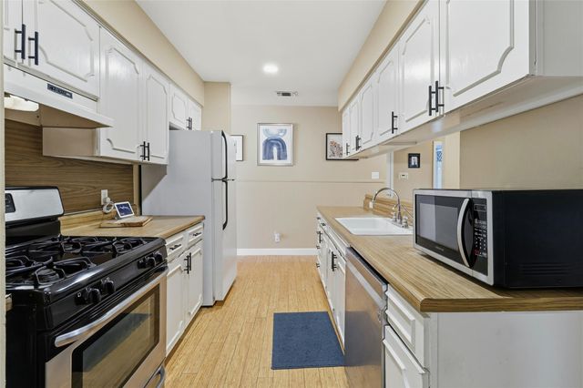 505 Lightsey RD, Austin, TX 78704