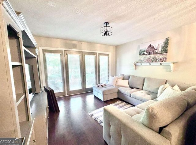 3650 Ashford Dunwoody Road NE 214, Brookhaven, GA 30319