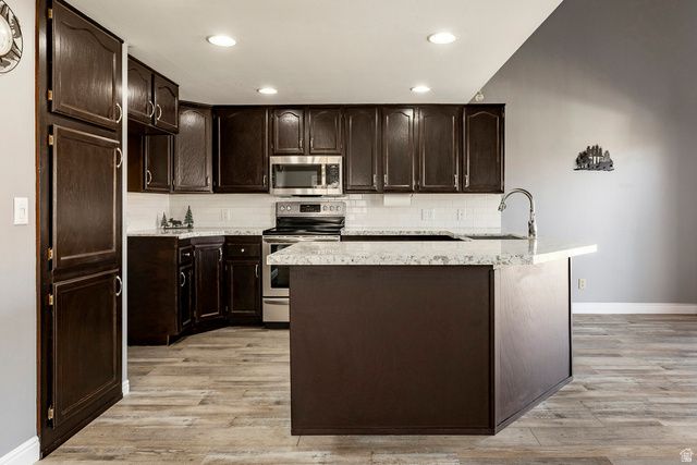 918 SCHNEITTER CIR, Midway, UT 84049