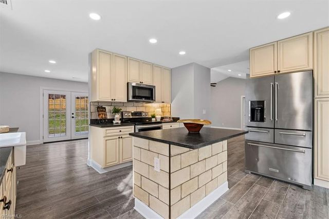 6320 Cardinal Wood Drive, Greensboro, NC 27410