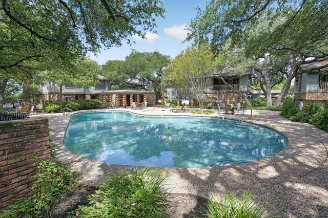 7122 Wood Hollow DR 71, Austin, TX 78731