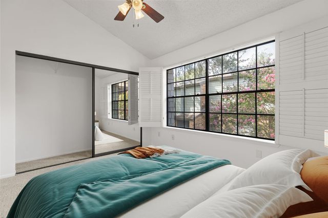 7122 Wood Hollow DR 71, Austin, TX 78731