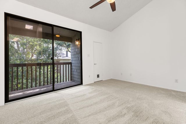 7122 Wood Hollow DR 71, Austin, TX 78731