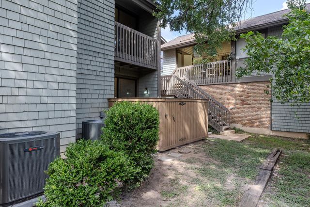 7122 Wood Hollow DR 71, Austin, TX 78731