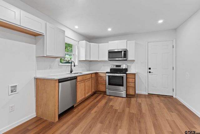 2807 Willard Drive, Tyler, TX 75707