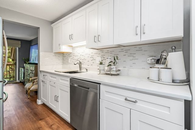 160 Morgan Drive 160, Haverhill, MA 01832