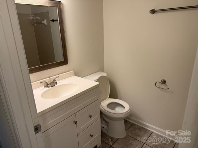 9333 Old Concord Road E, Charlotte, NC 28213