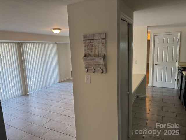 9333 Old Concord Road E, Charlotte, NC 28213