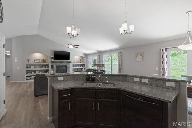 6778 Sycamore Landing, Barnhart, MO 63012
