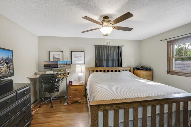 2735 18th Avenue E, North Saint Paul, MN 55109