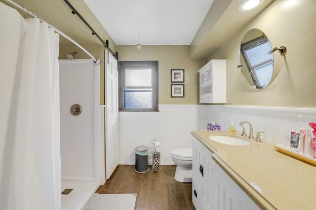 2735 18th Avenue E, North Saint Paul, MN 55109