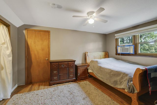 2735 18th Avenue E, North Saint Paul, MN 55109