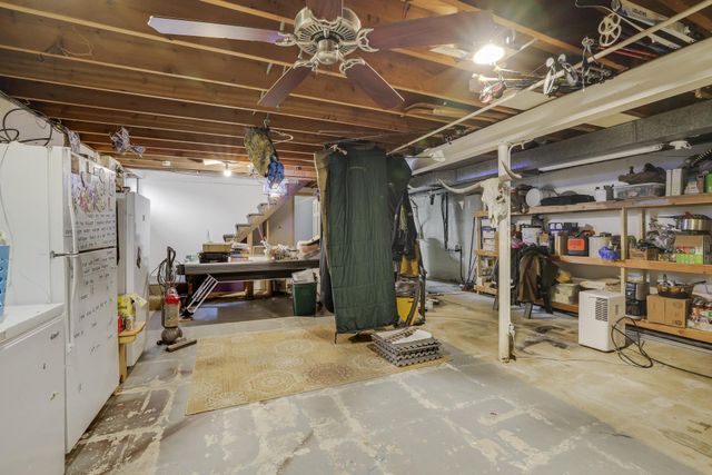 2735 18th Avenue E, North Saint Paul, MN 55109