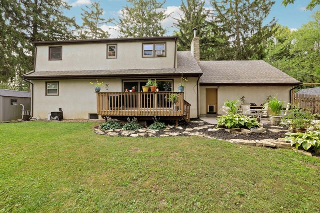 2735 18th Avenue E, North Saint Paul, MN 55109