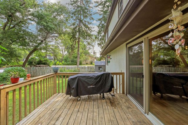 2735 18th Avenue E, North Saint Paul, MN 55109