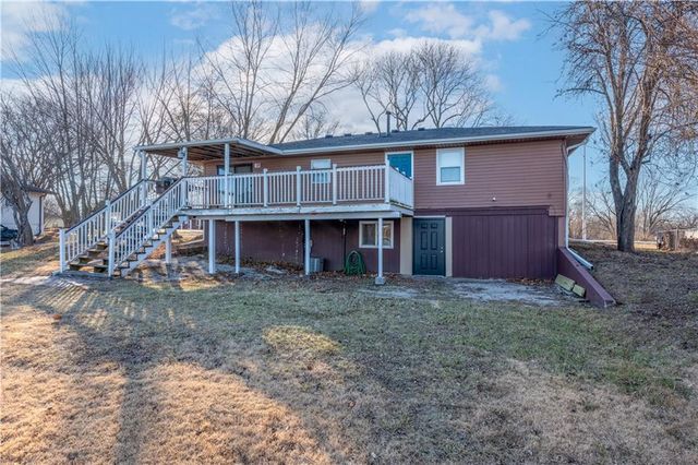 109 SE 421st Road, Warrensburg, MO 64093