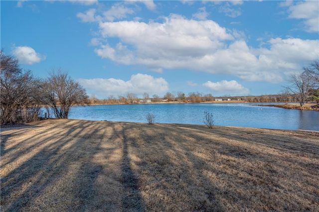 109 SE 421st Road, Warrensburg, MO 64093