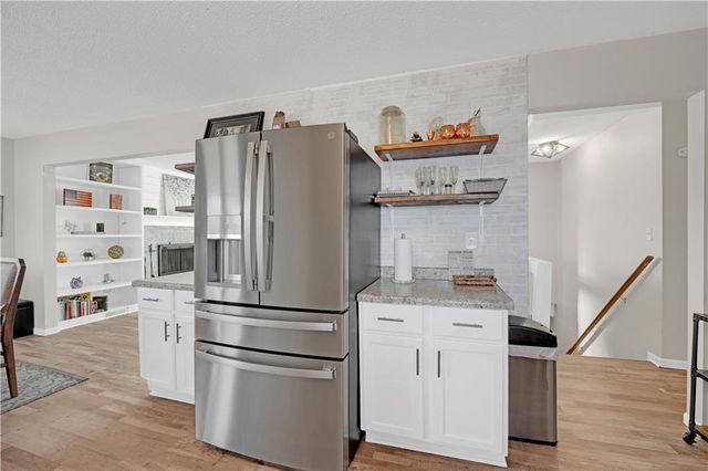 109 SE 421st Road, Warrensburg, MO 64093