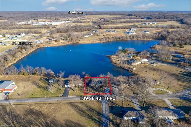 109 SE 421st Road, Warrensburg, MO 64093