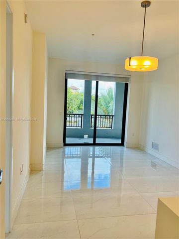 301 Altara Avenue 210, Coral Gables, FL 33146
