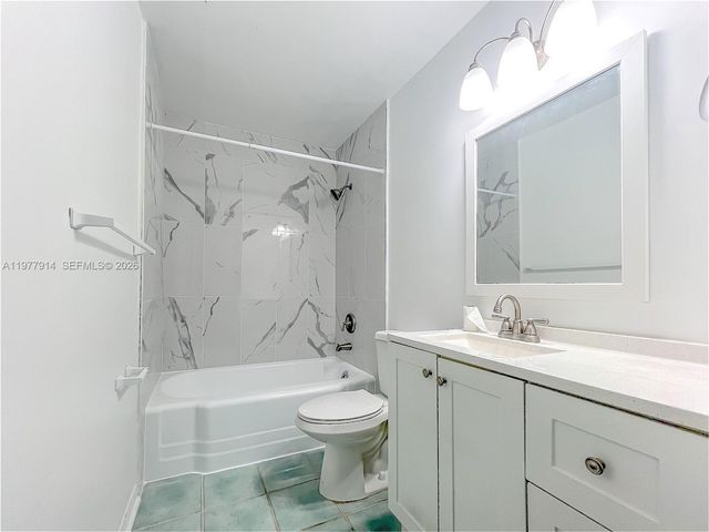 192 SW 62nd Ter, Plantation, FL 33317