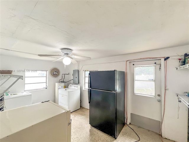 192 SW 62nd Ter, Plantation, FL 33317