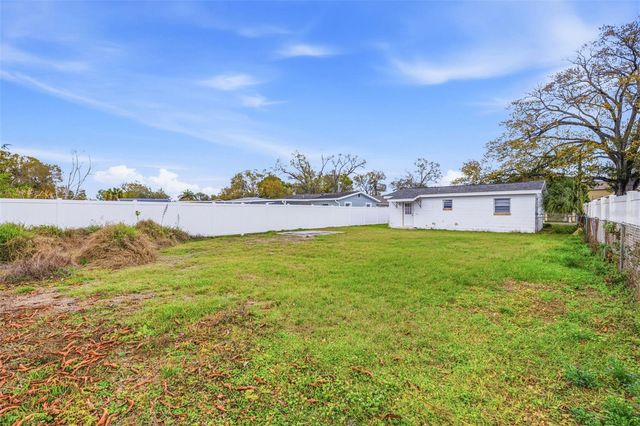 7804 N CHURCH AVENUE, Tampa, FL 33614