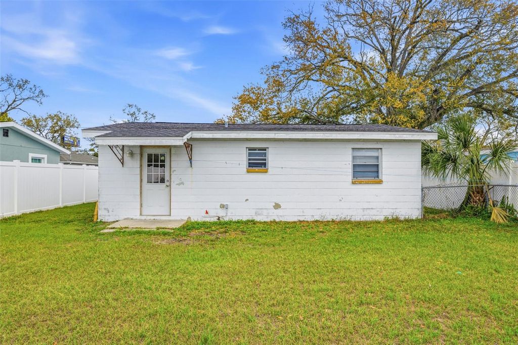 Image 19 of property listing at 7804 N CHURCH AVENUE, Tampa, FL 33614