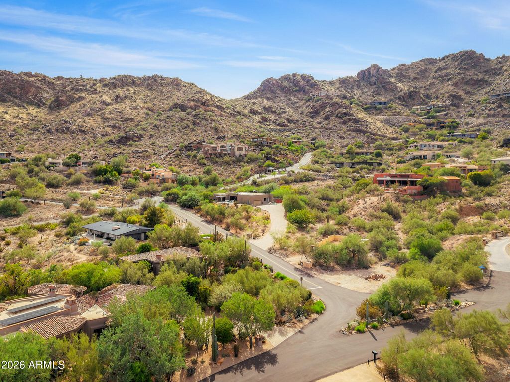 5849 E HUMMINGBIRD Lane, Paradise Valley, AZ 85253 — photo 2