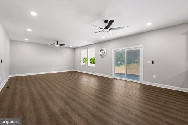 6806 EVERALL AVE, Baltimore, MD 21206