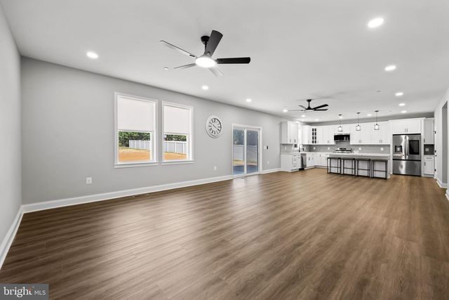 6806 EVERALL AVE, Baltimore, MD 21206