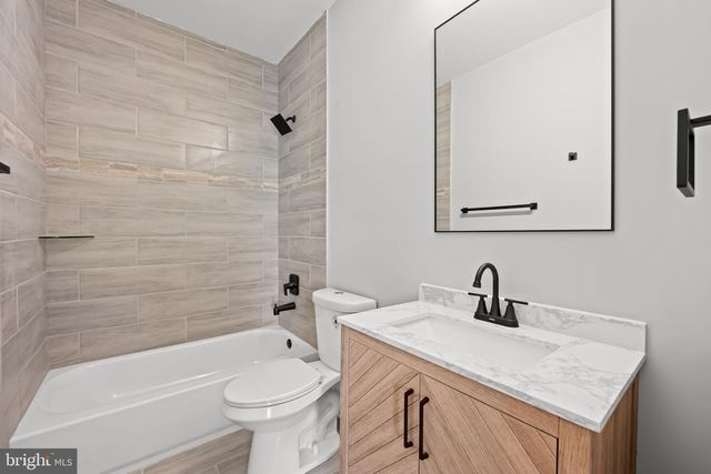 6806 EVERALL AVE, Baltimore, MD 21206