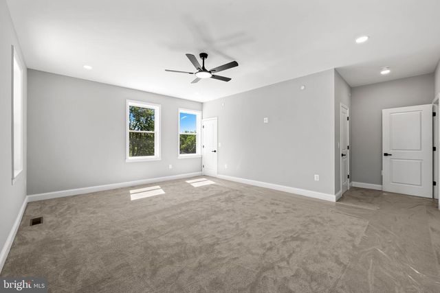6806 EVERALL AVE, Baltimore, MD 21206