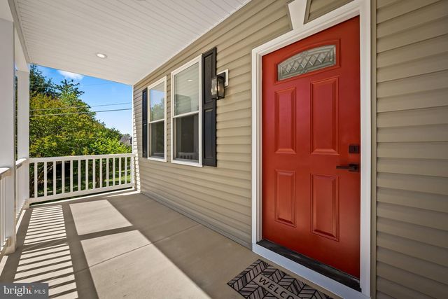6806 EVERALL AVE, Baltimore, MD 21206