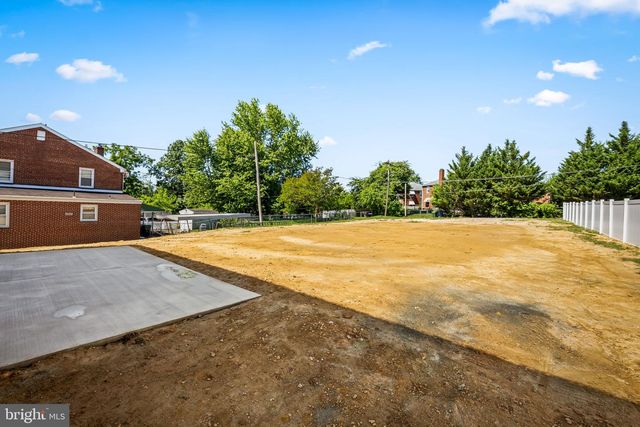 6806 EVERALL AVE, Baltimore, MD 21206